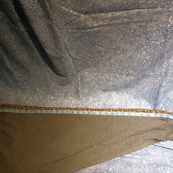 Women's grey leopard Splendid 2 piece long sleeve and jogger pant pajama set XL - Picture 10 of 12